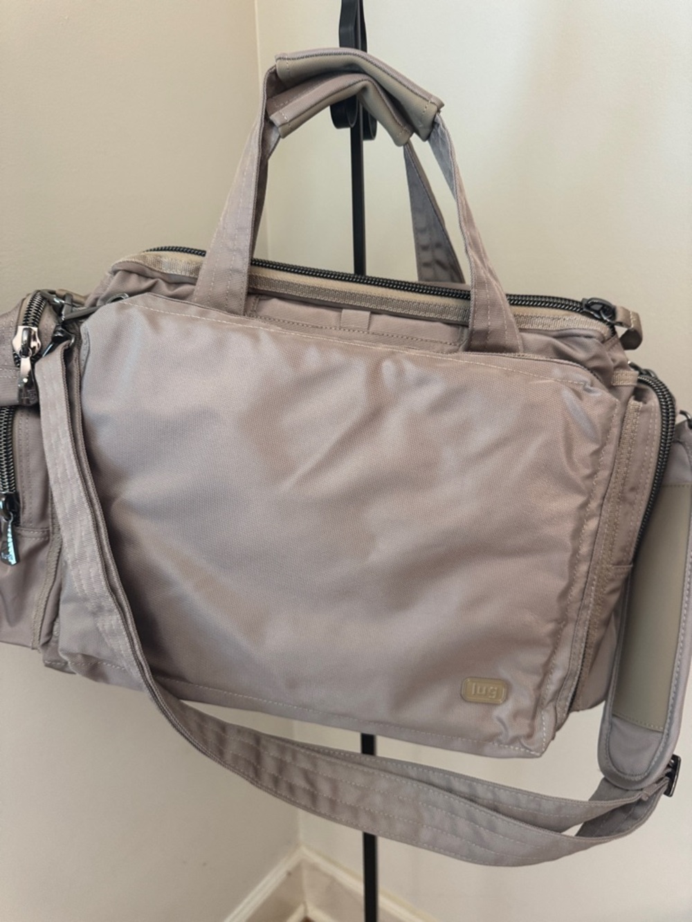 LUG Atlas Ultra X travel/work bag w/padded Laptop compartment
